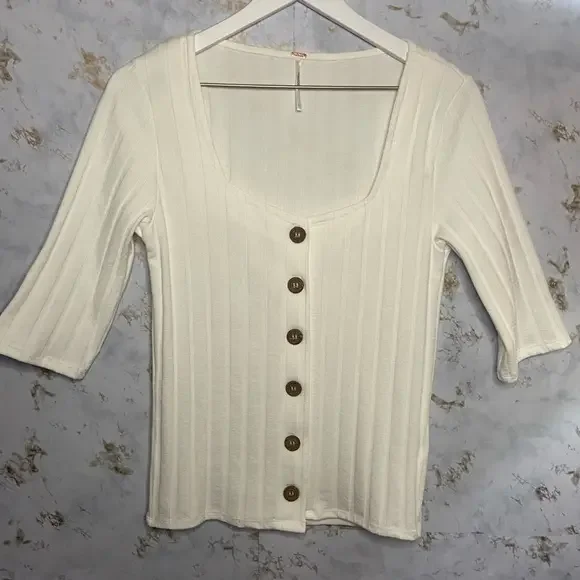 Free People White Knit Top NWOT Size Large - Picture 1 of 4
